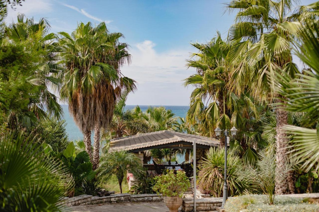 Orraon Lux Aparts K Appartement Preveza Buitenkant foto